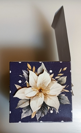 2.5 inch White Poinsettias Box by Shirley Taylor