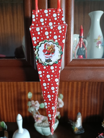 Icicle Shaped Gift Bag - Santa by Shirley Taylor