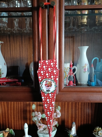 Icicle Shaped Gift Bag - Santa by Shirley Taylor