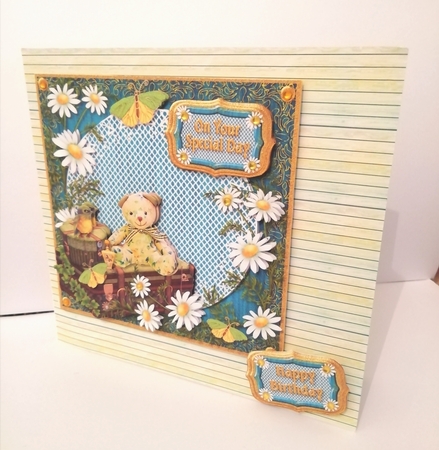Golden Daisies by Stephanie Bardelli