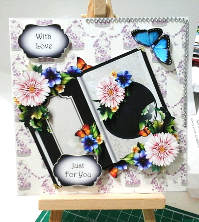 Open Book Flowers - Chrysanthemum Night & Day 8x8 by Stephanie Bardelli