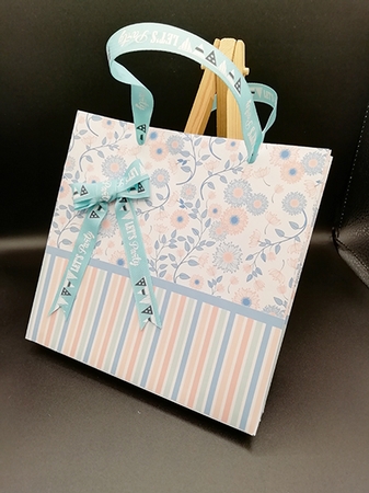 Soft Laurentian Floral Papers AMB-1405 by Stephanie Bardelli
