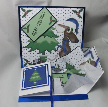 Exploding Card - Mouse with Christmas Gift by Sue Needham