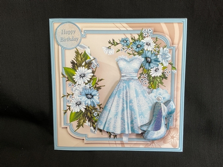 Dressed to Impress Decoupage Card Mini Kit by Sue Pyman