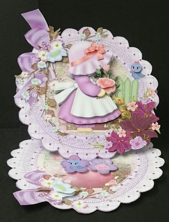 Flower Garden Lady Scalloped Round Easel Card Mini Kit by Sue Soules
