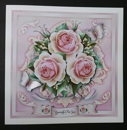 Soft Pink Vintage Roses Card Mini Kit by Sue Soules