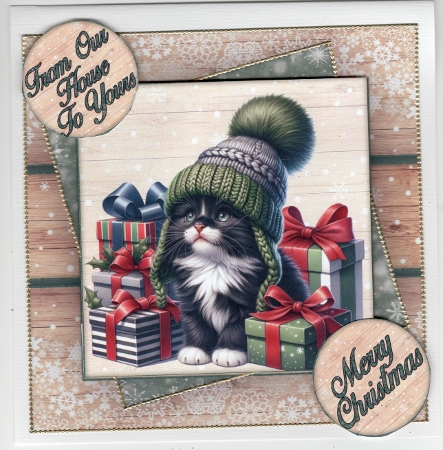 Festive Kitty Mini Kit 2 by Susan Cummings