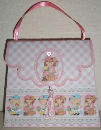 Handbag Gift Box Easter Girls by Susan Cummings