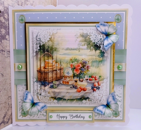 A Summer Picnic Bumper Set by Susan Garrett