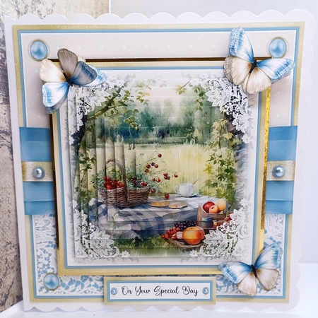 A Summer Picnic Bumper Set by Susan Garrett