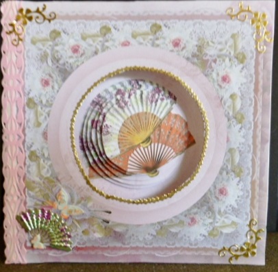 Shabby Chic Fans Circle Pyramid Pop Through Mini Kit by Susan Powell-Barton