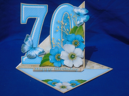 Vintage Easel 70th Birthday Card Kit 1180 by Susan Smith