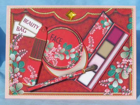 Oriental Make-up Beauty Bag Decoupage Step-by-step by Susan Smith