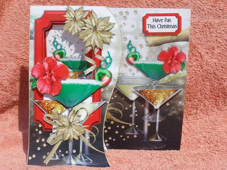 Shaped Front Free Standing Easel - Christmas Cheer Cocktail by Susan Smith