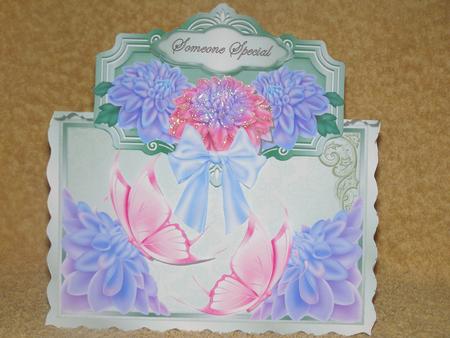 Dahlia Overlapper Card Kit by Susan Smith