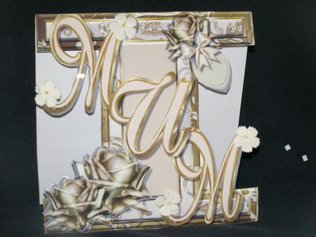 I Card Front - Relation Card - Mum by Susan Smith