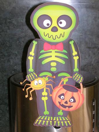 3D on the Shelf Card Kit - Little Halloween Skeleton Mcrib by Susan Smith