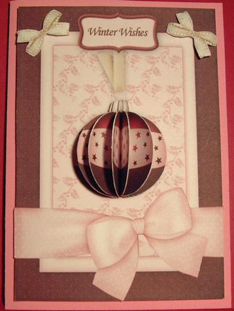 3D Bauble Embellishment 4 and Card Front by Susan Wellhausen