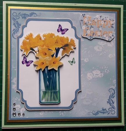 Pretty Easter Daffodils - 7x7 by Susan Heanes