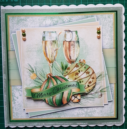 Champagne Christmas Mini Kit by Susan Heanes