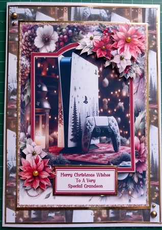 Christmas Gamer - 5x7 by Susan Heanes