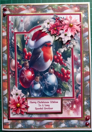 Little Robin Perched On Christmas Baubles - 5x7 by Susan Heanes