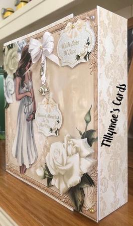 Neutral baby Shower by Suzanne Kavanagh
