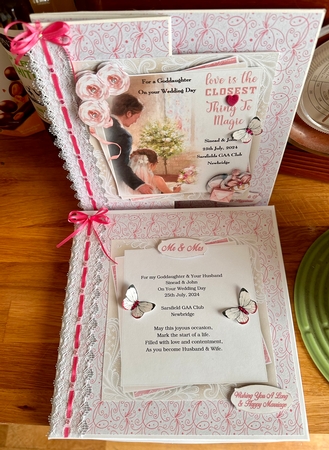 Love Is Magic Mini Kit #3    by Suzanne Kavanagh