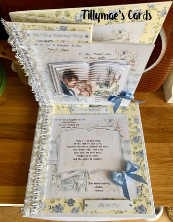 Newlyweds No.1 by Suzanne Kavanagh