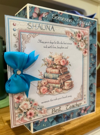 Timeless Tales And Tea by Suzanne Kavanagh