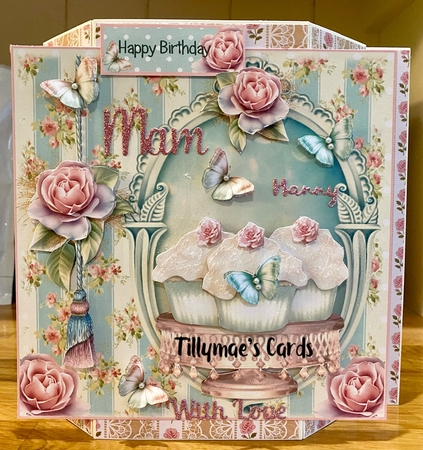 Shabby Chic Countryside Cupcakes Card Front Kit by Suzanne Kavanagh