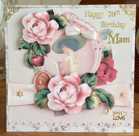 8x8 Sweet roses for mum mini kit by Suzanne Kavanagh