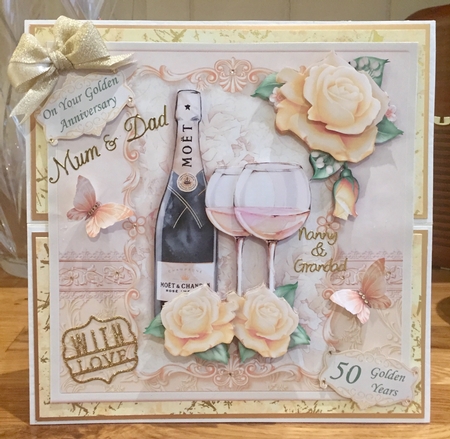 CHAMPAGNE CELEBRATIONS GOLD 7.8 Decoupage & Insert Mini Kit by Suzanne Kavanagh