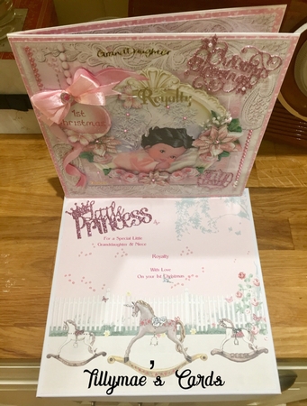 Its A Girl Christmas by Suzanne Kavanagh