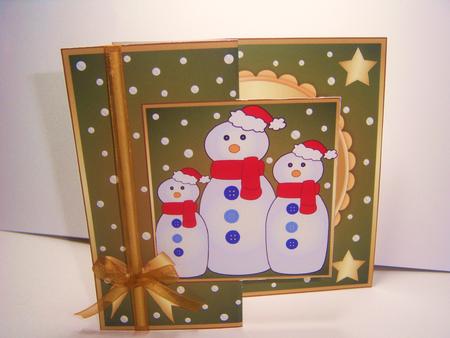 Snowman Family Fold Back Green by SUZANNE TARBURTON
