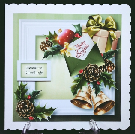 Framed Occasions - Christmas 8x8 by Suzi Cooper