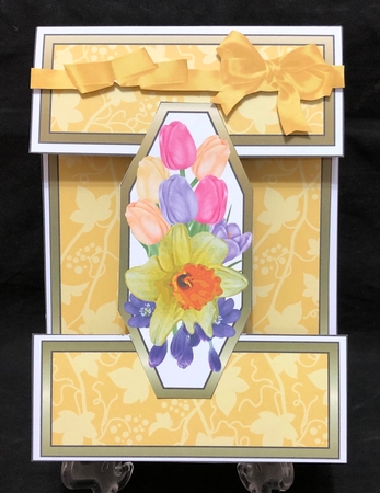 Open front Spring flowers Bday by Suzi Cooper