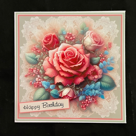 roses on lace with pyramid toppers  by Suzi Cooper