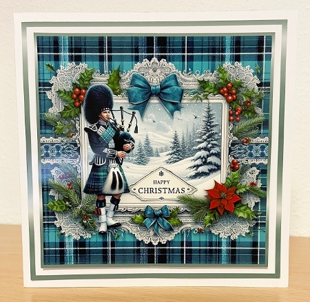 scottish piper christmas 1 by Suzi Cooper