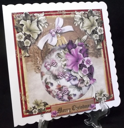 A Floral Christmas No 3 Mini Kit by Suzi Cooper
