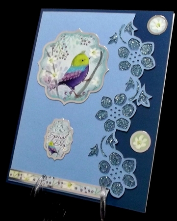 FLORAL OVER THE EDGE 31 by Suzi Cooper