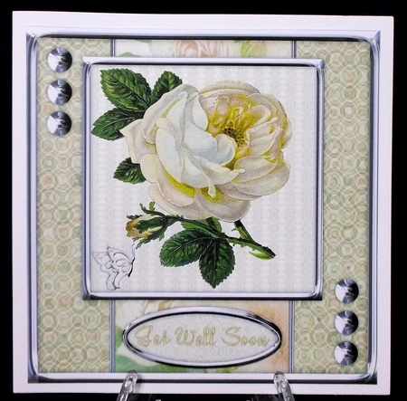  JJ CREAM VINTAGE ROSE 8X8 QUICK CARD by Suzi Cooper