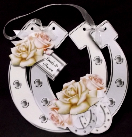 The Wedding Keepsake - Horseshoes - White Wedding by Suzi Cooper