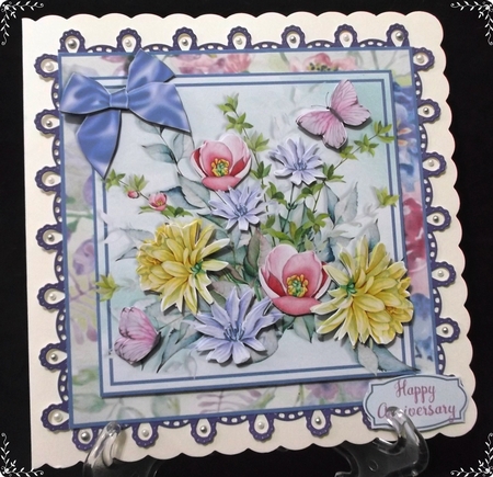SPRING FLORA - Butterfly Bouquet by Suzi Cooper