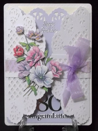 Trellis Gatefold card with 3D vintage flowers by Suzi Cooper