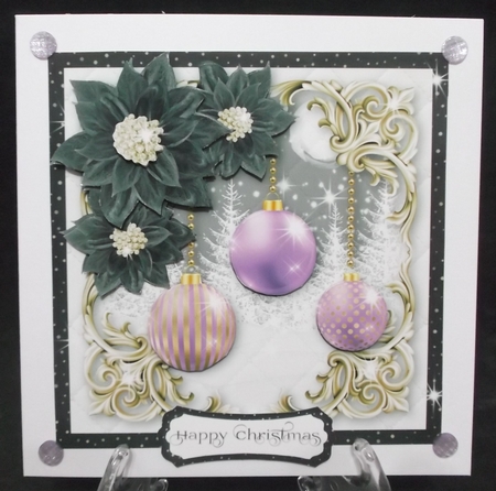 Bauble 3 by Suzi Cooper
