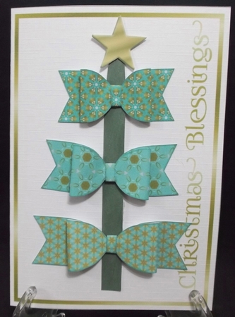 Bow Christmas Tree – Aqua and Gold 1 by Suzi Cooper