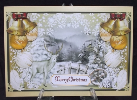 Golden Christmas 4 by Suzi Cooper