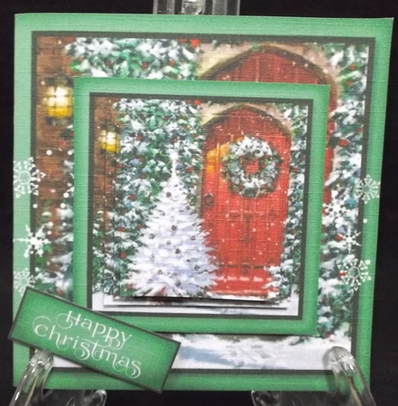 Cut and Fold 4.5x4.5 Christmas Pyrimage 14 by Suzi Cooper
