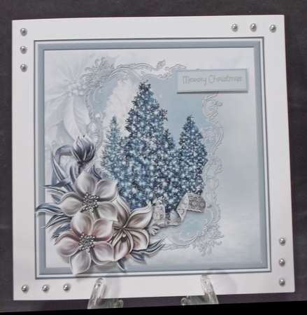 Twinkle twinkle Christmas tree by Suzi Cooper